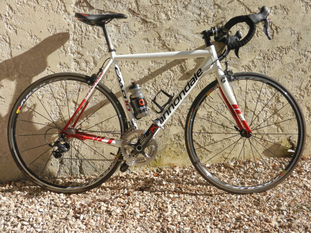 A real road bike : Cannondale CAAD10 3